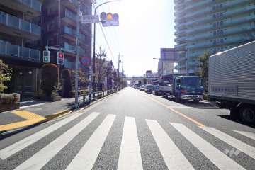 敷地南西側の前面道路　