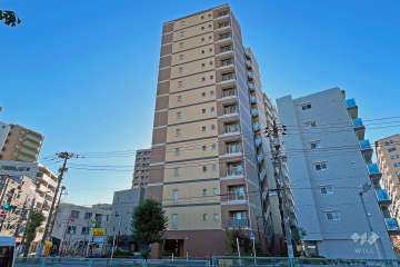 ベルメゾン亀有ヴィマルシェの外観（北東側から）