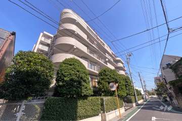 サンマンションアトレ堀切の外観（南西側から）