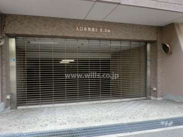 駐車場出入り口（リングシャッター付き）