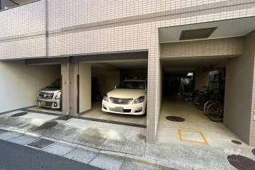 敷地内駐車場（屋外平面式）