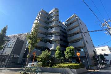 コスモ柴又駅前の外観（北東側から）