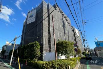 ヴィルヌーブ新小岩の外観（北西側から）※2024年11月現在、大規模修繕工事中