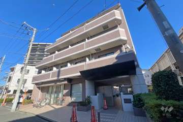 コスモ堀切菖蒲園駅前の外観（南西側から）