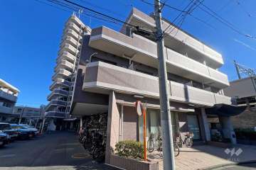 コスモ堀切菖蒲園駅前の外観（北西側から）