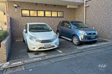 敷地内駐車場（屋外平面式）