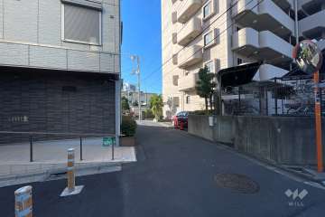 敷地東側の前面道路　