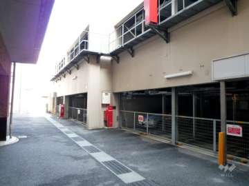敷地内駐車場（屋内平面式）