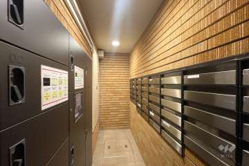 宅配ボックスと共用ポスト