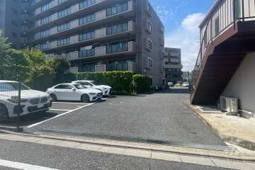 駐車場の出入口