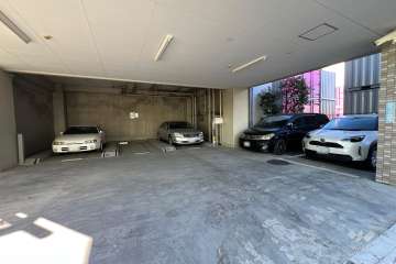 敷地内駐車場（屋内平面式）