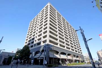 ラヴィクレールルミナス金町の外観(南西側から)