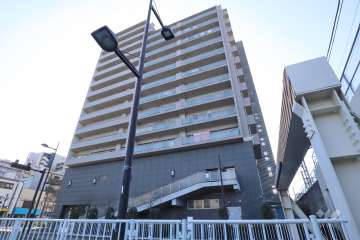 ラヴィクレールルミナス金町の外観(北東側から)