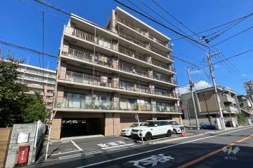 ディナスカーラお花茶屋の外観（南西側から）