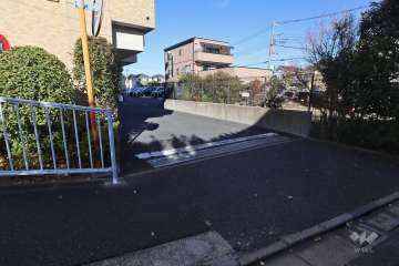 駐車場出入口