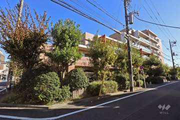 レクセルガーデン小岩の外観(北西側から)