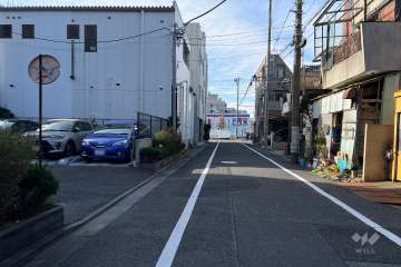 敷地北西側の前面道路　