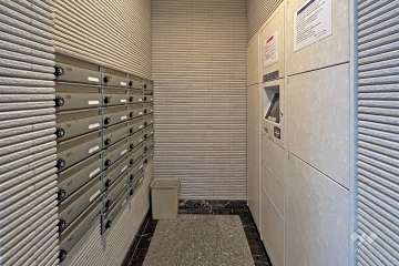 宅配ボックスと共用ポスト