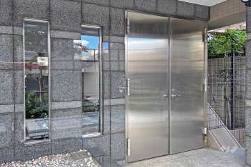 屋内に設けられた駐輪場