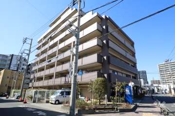 サンクレイドル青砥ファルカロビオの外観(南東側から)