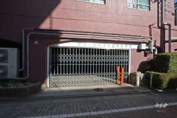 駐車場の出入り口
