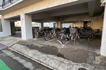 駐輪場