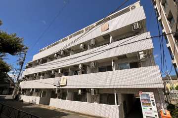 スカイコート金町第3の外観（南東側から）
