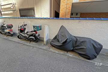 バイク置き場
