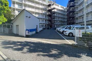 敷地内駐車場（屋外平面式）
