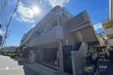 ライオンズマンション四つ木第3の外観（北東側から）