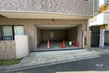 敷地内駐車場（屋内平面式）
