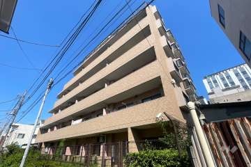 ライオンズマンション西新小岩の外観（南西側から）