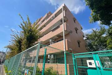 ライオンズマンション東新小岩の外観（南東側から）