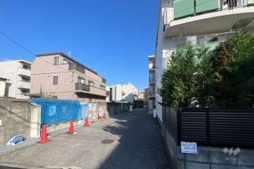 駐車場の出入り口