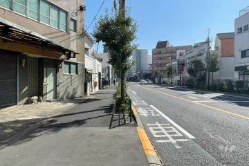 敷地南西側の前面道路