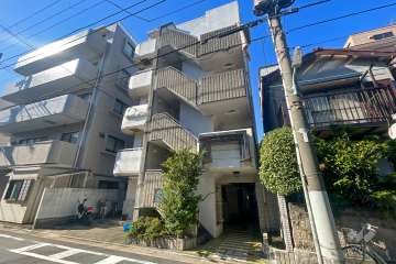 プラザピア立石の外観（南東側から）
