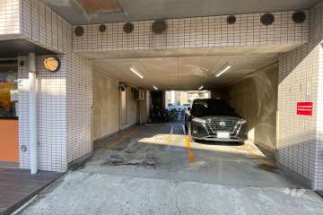 敷地内駐車場（屋内平面式）
