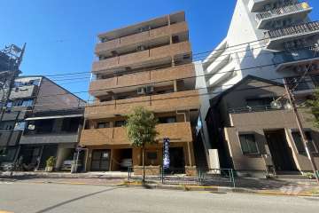 ライオンズマンション立石の外観（南東側から）