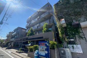 ワコーレ四ツ木の外観（南東側から）