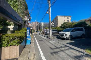 敷地南東側の前面道路　
