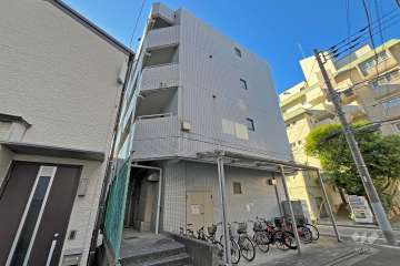 グローリア初穂新小岩の外観（北東側から）