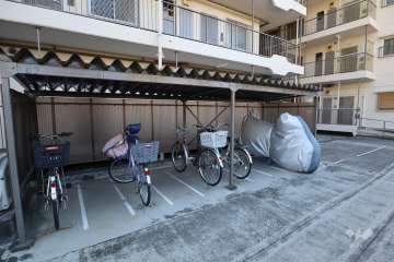 バイク置場