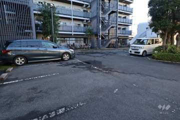 敷地内駐車場(屋外平面式)