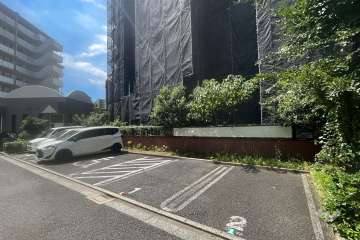 敷地内駐車場（屋外平面式）