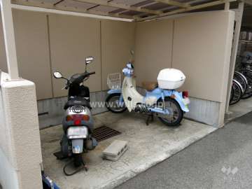 バイク置場