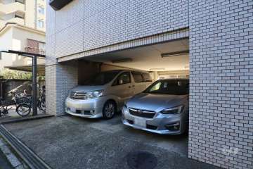 敷地内駐車場(屋外平面式)