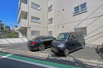 敷地内駐車場（屋外平面式）