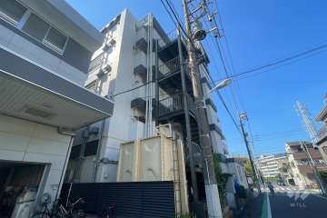 グリーンハイツ白鳥の外観（南東側から）