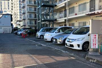 敷地内駐車場（屋外平面式）