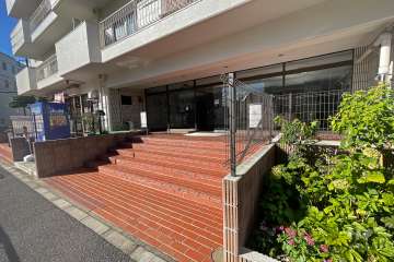 エントランスアプローチ